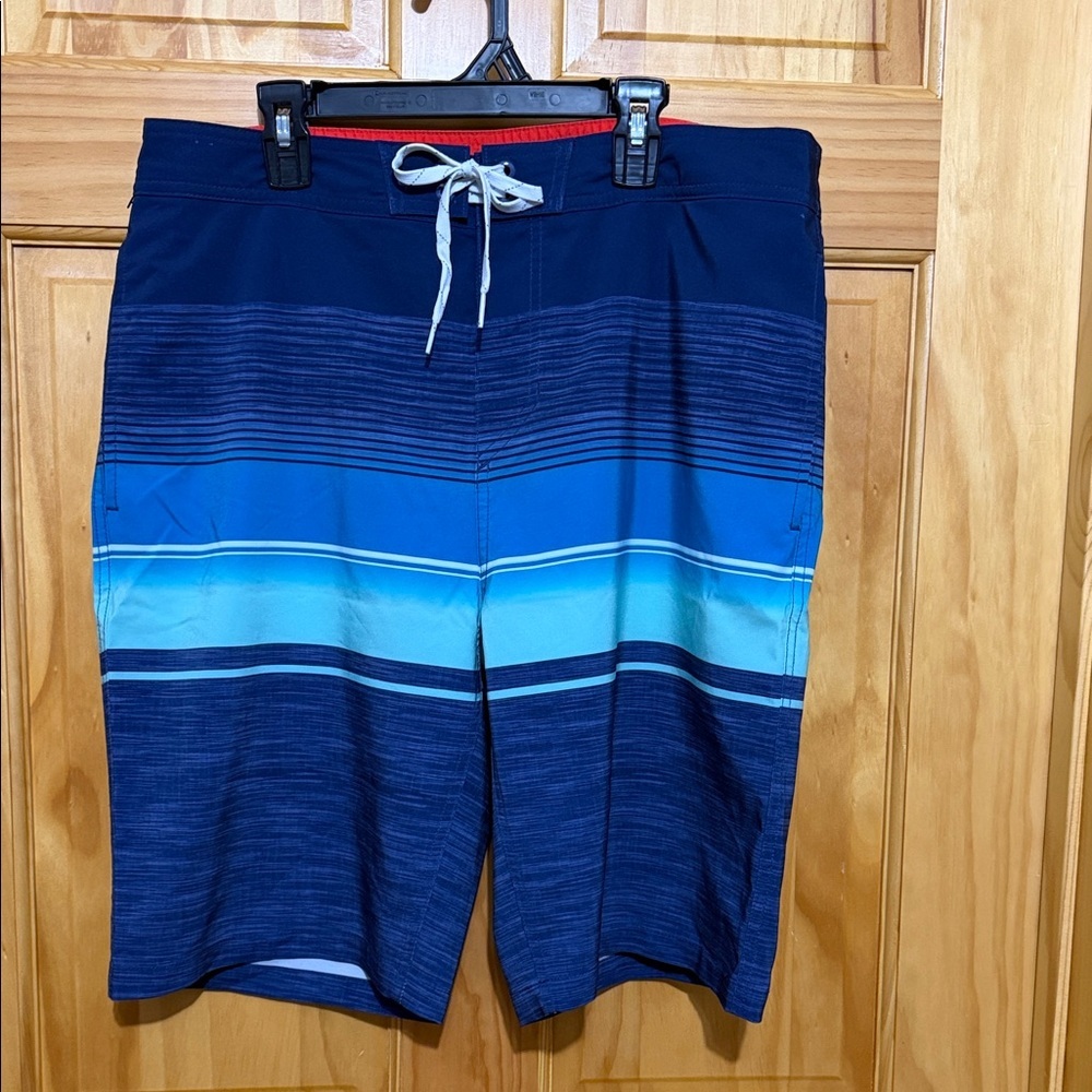 Goodfellow Navy and Aqua Striped Men’s Swim Board Shorts, Size 33”